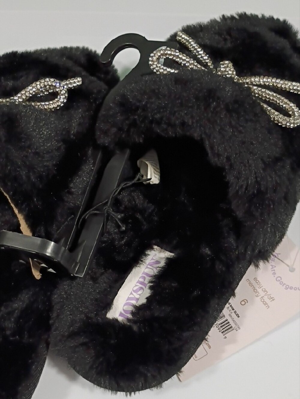 JOYSPUN Black Faux Fur Slide Slippers with Rhinestone Bow Accent - SIZE 6 NWT - Picture 4 of 4
